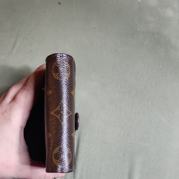 Louis Vuitton Monogram Wallet - Picture 3 of 8